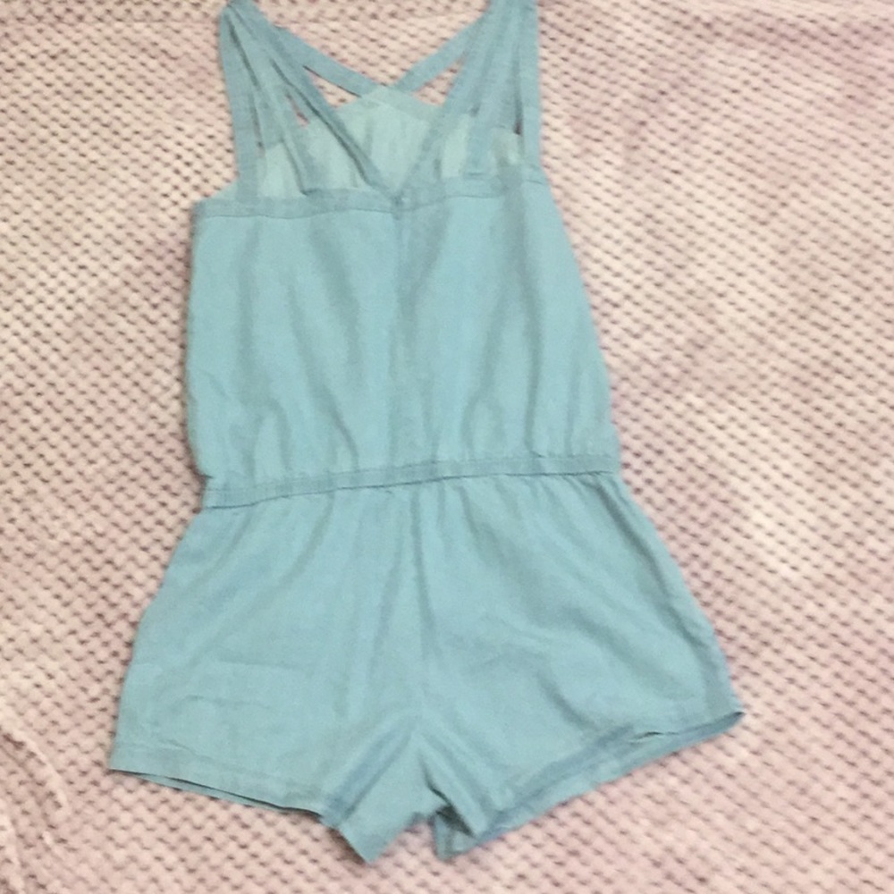 Fabletics romper. - Picture 2 of 3